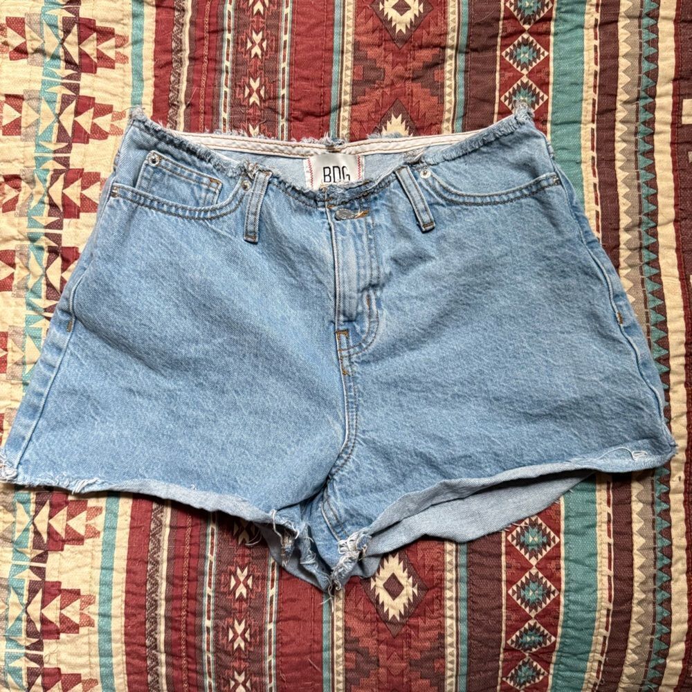 BDG urban outfitters high rise shorts size 27